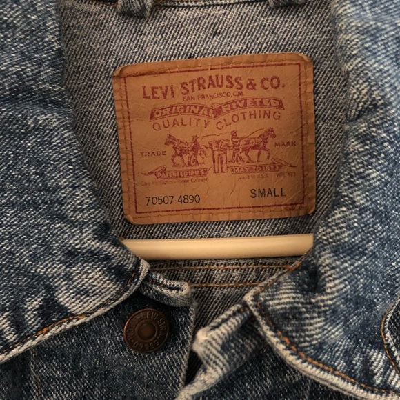 Levi Jean Jacket - Picture 4 of 8
